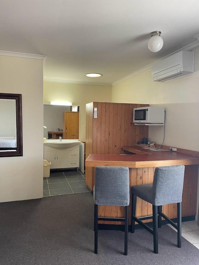 Waterview Gosford Motor Inn Eksteriør bilde